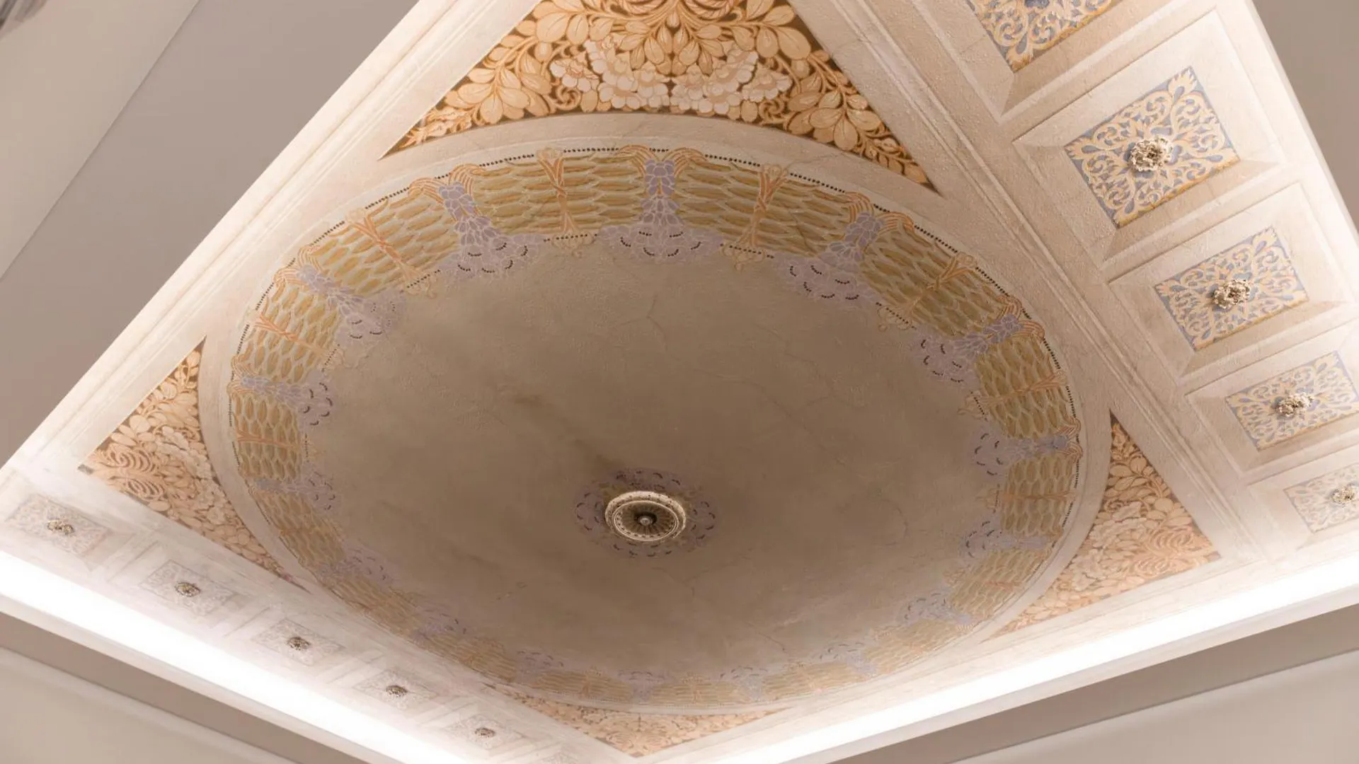 New - Venturini Suites In Bologna Centre