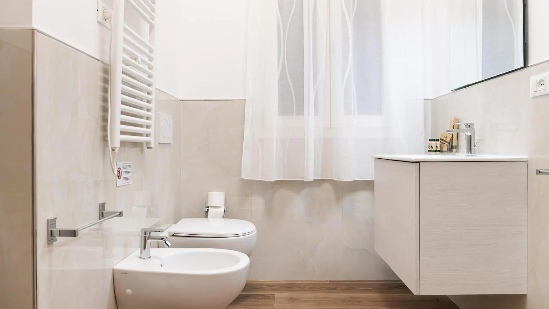 New - Venturini Suites In Bologna Centre