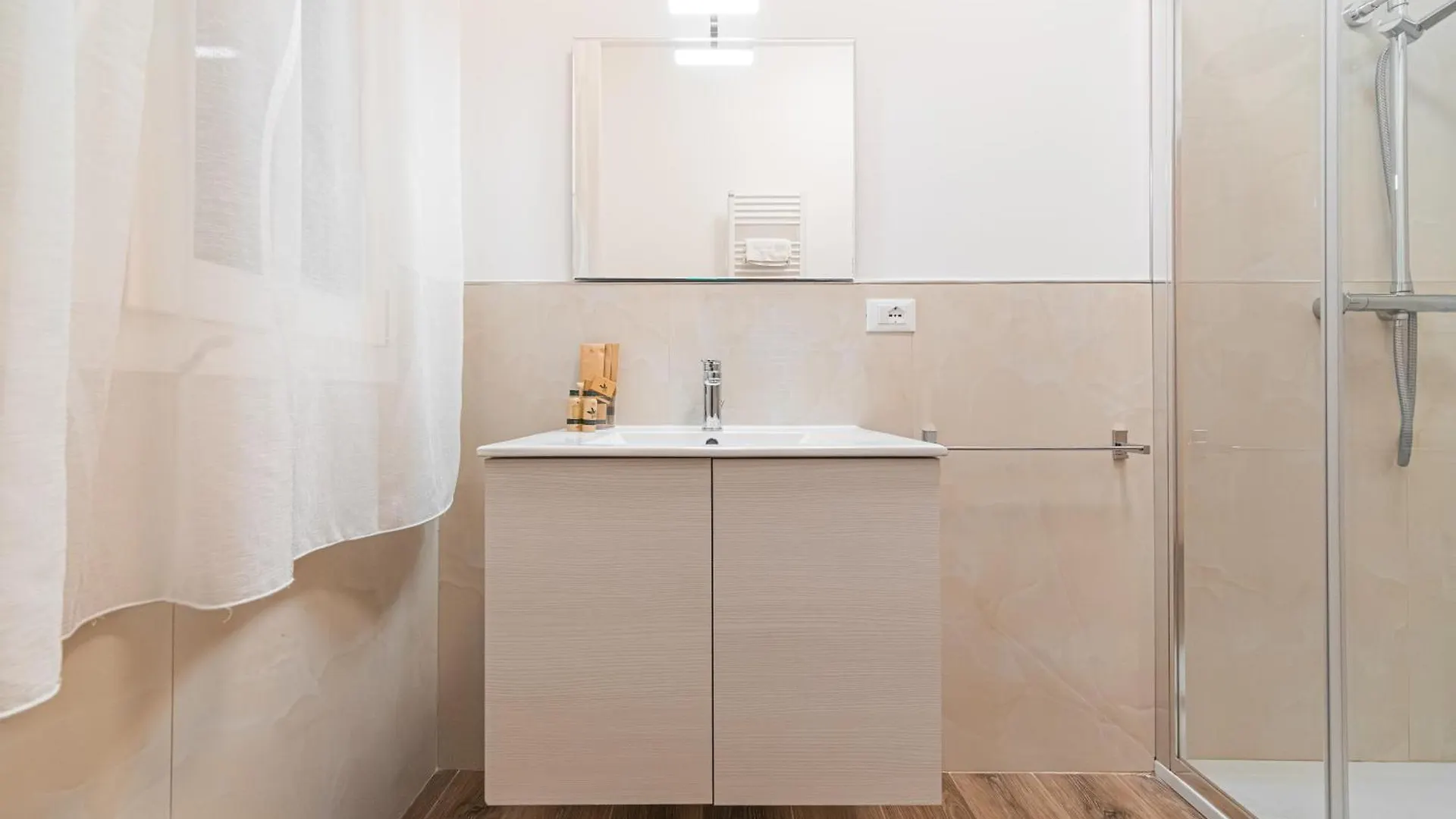 New - Venturini Suites In Bologna Centre 0*,  Italia