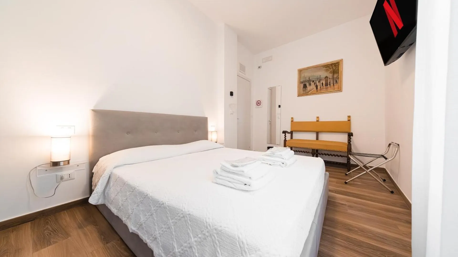 New - Venturini Suites In Bologna Centre Italia
